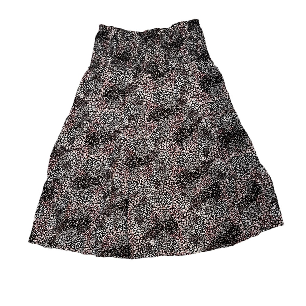 TRUE CRAFT brand skirt. Size L. NWT.